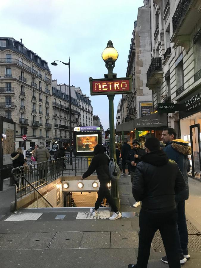 Studio 1000M Tour Effeil Paris Exterior photo